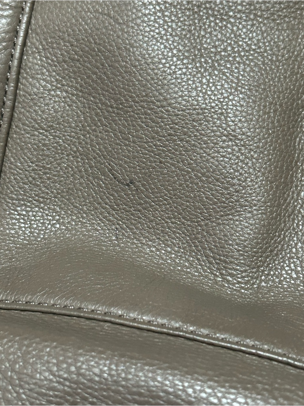 Marc by Marc Jacobs Gray Pebbled Leather Tote with Exterior Pockets - Picture 13 of 15